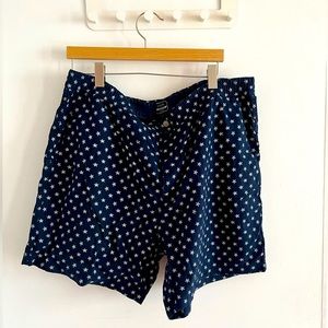 Men’s J. Crew Star pattern shorts XL